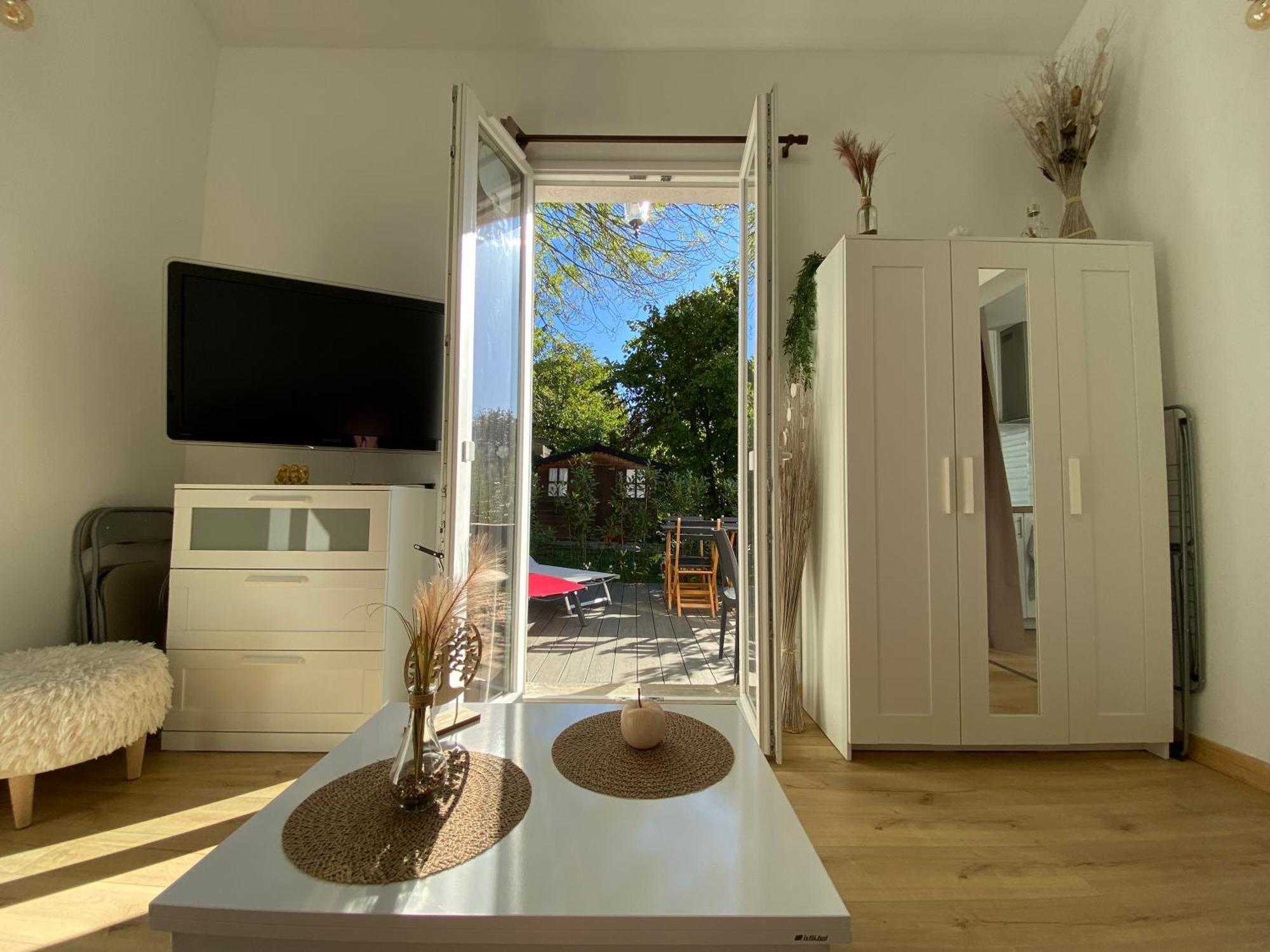 The Little Oak - Tiny House With Bed On Mezzanine & Terrace - From 1 To 4 P Disney, Paris & Cdg Pomponne Luaran gambar