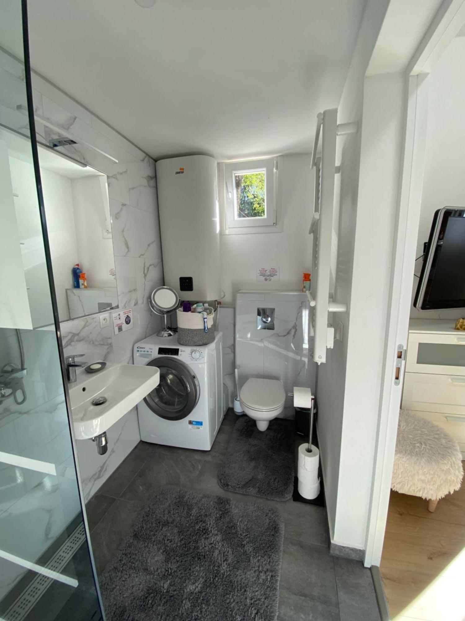 The Little Oak - Tiny House With Bed On Mezzanine & Terrace - From 1 To 4 P Disney, Paris & Cdg Pomponne Luaran gambar